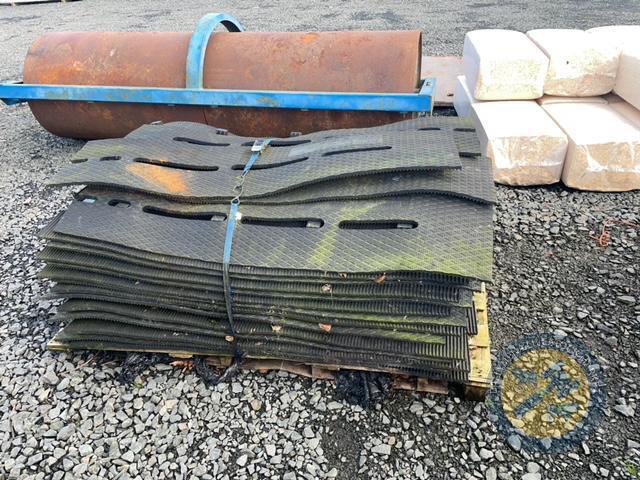 Rubber slat mats approx 75
