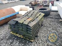 Rubber slat mats approx 75 - 4