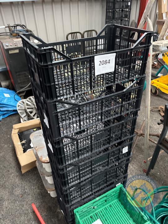Stackable storage baskets