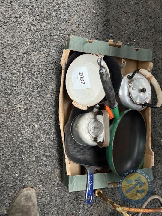Box of pans