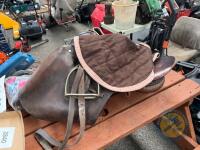 Horse saddle - English leather - 2