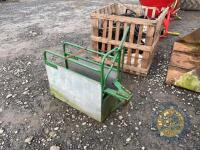 Calf dehorning crate - 2