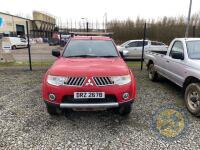 Mitsubishi L200 Trojan DCB D1-D 4x4 2011 - 2