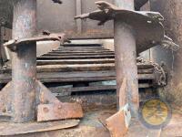 ECE Rear discharge dung spreader wide angle PTO shaft, working order but needs TLC - 7