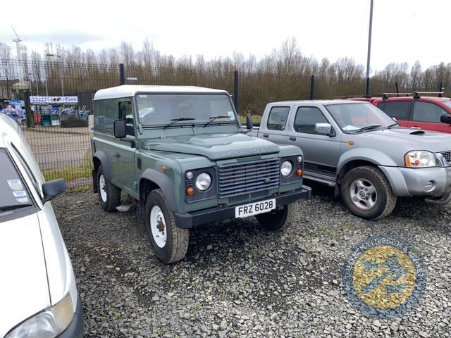 Land Rover Defender 2013