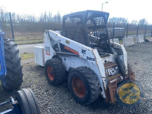 Bobcat 220 Turbo 2004