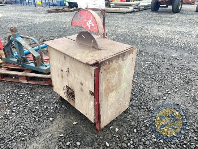 Bench saw