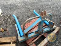 Fleming bale lifter - 3