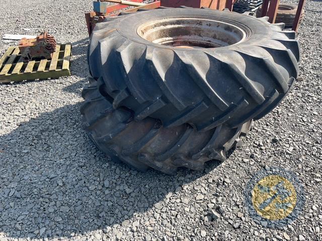 2x tyres & rims off combine 18.4x30