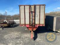Tractor drawn cattle trailer - 2