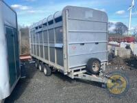 14x 66 Triaxle cattle trailer