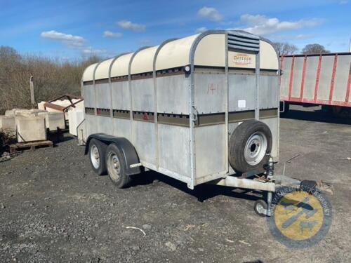 12 ft Bateson livestock trailer All LED lights & brakes working