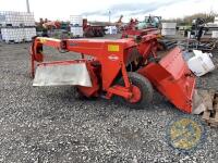 Kuhn FC250 disc mower spreader hood & sward doors & shaft - 5