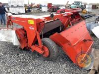 Kuhn FC250 disc mower spreader hood & sward doors & shaft - 7