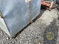 Calf creep feeder - 2