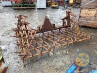 5 section McMaster hydraulic harrow - 6