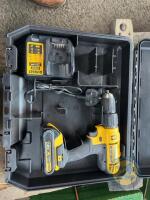 Dewalt combi drill with battery &^ charger