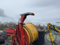 Tomahawk bale shredder - all chutes working - 6