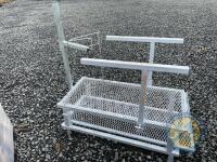 Sheep dressing stand