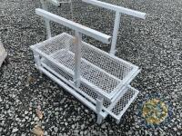 Sheep dressing stand - 4