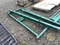 Security gate & 2x posts - 4