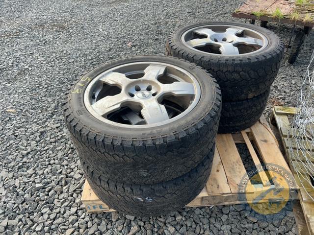 4x20" Nivara alloy rims & tyres 275/45x20