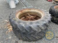 13.6 R38 dual tyres complete with centres - goodyear - 3