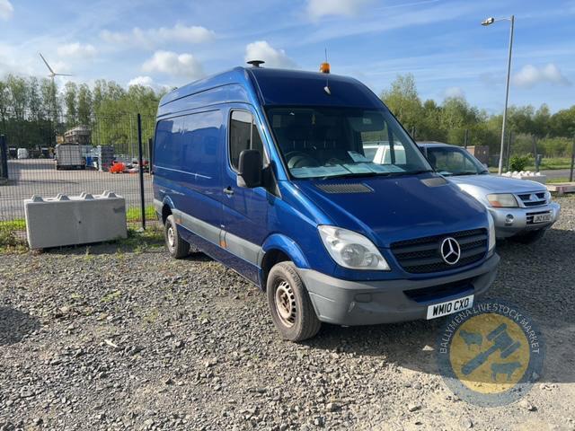 Mercedes Sprinter Panel Van 2010