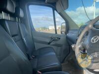 Mercedes Sprinter Panel Van 2010 - 8