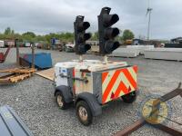 Set of traffic lights with 2 single kubota electric start - 2
