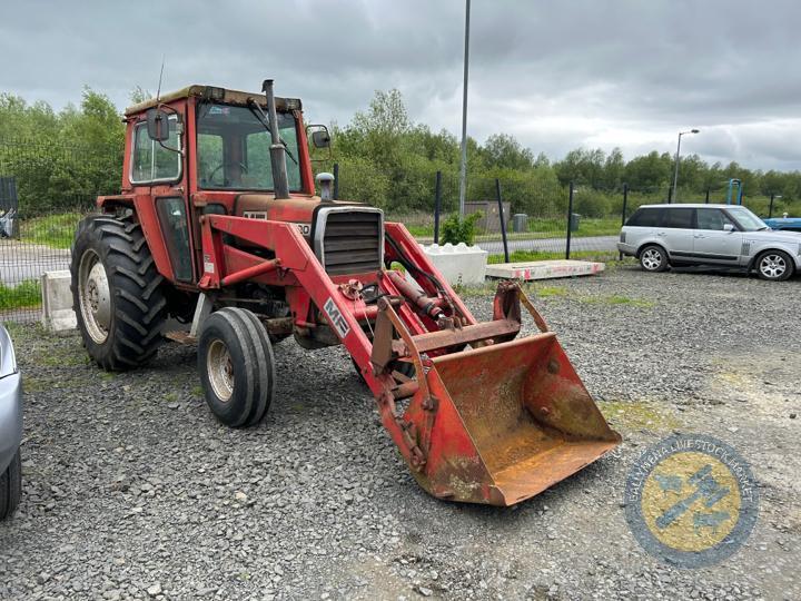 Massey Ferguson 590 tractor with MF loader