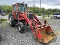 Massey Ferguson 590 tractor with MF loader - 11