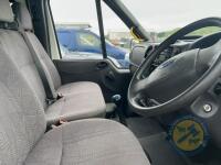 Ford Transit 14 seater mini bus 2006 - 13