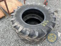 14.9-R24 trator Michelin tyres x2 - 2