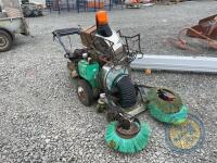 Road brush with shaft