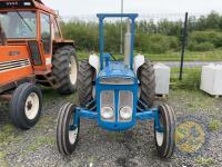 Fordson Dexta tractor - 2