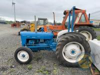 Fordson Dexta tractor - 6