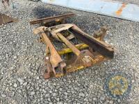 Forklift mast & 2 forks - 2