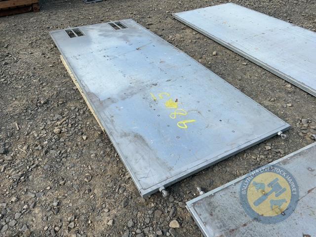 Sheeted gate 3m