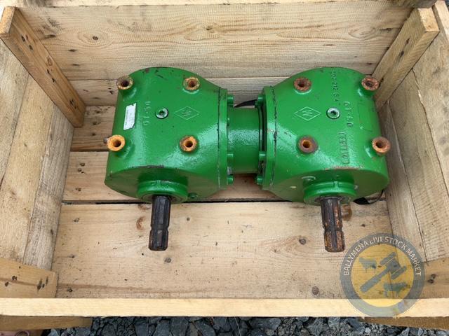 New gearbox for 1365 john Deere mover