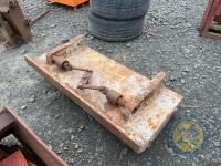 JCB 3CX front quich release hitch - 4