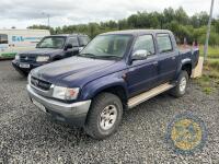 Toyota Hilux - 3