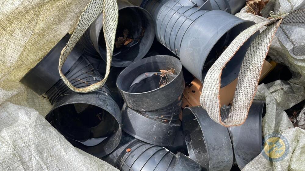 Bag of pipe fittings