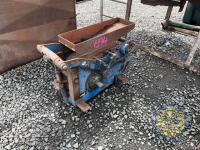 Hunt 9" Barley bruiser complete with stand & hopper
