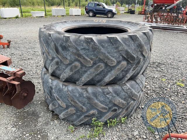 2 Michelin tyres