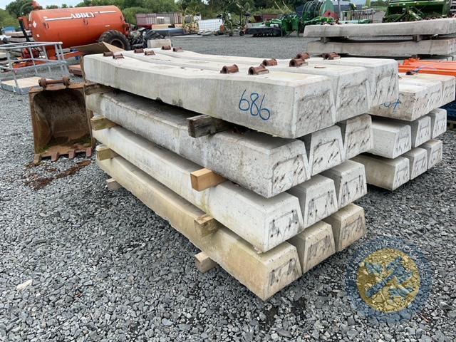 12x railway sleepers