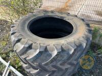 2x Michelin Tractor tyres 20.8 R38 - 2