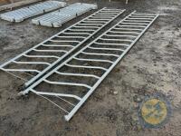 Diagonal Feed Barrier - 3