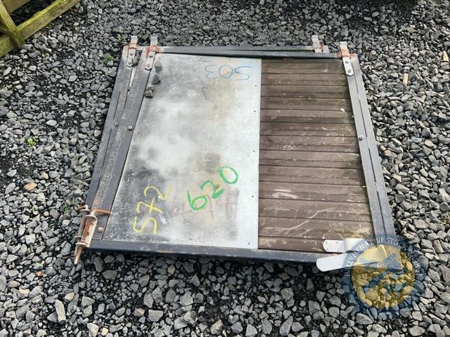 2x stable doors