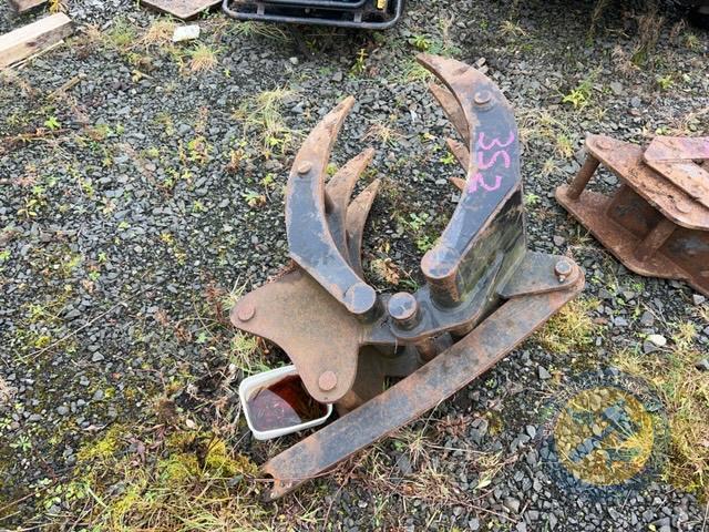 8 tonne mounted grab